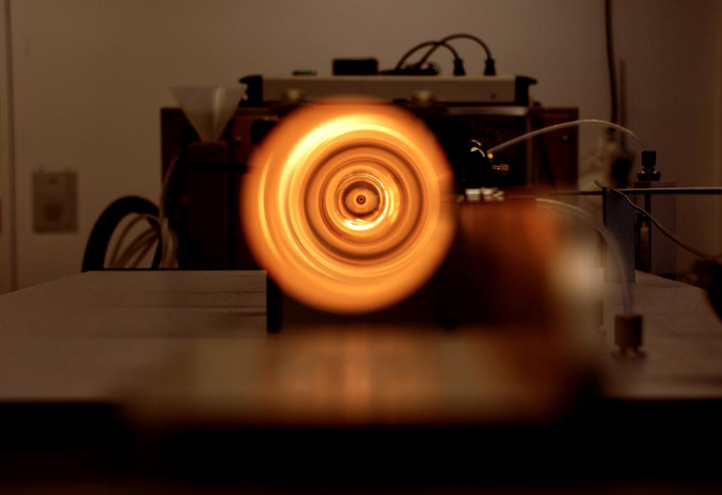 thermal desorption coupled to a mass spectrometer